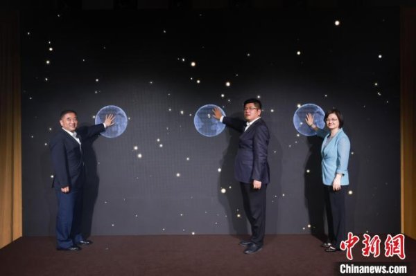 高亿管理 上海静安区携手行业领军企业构建时尚产业全链条服务体系